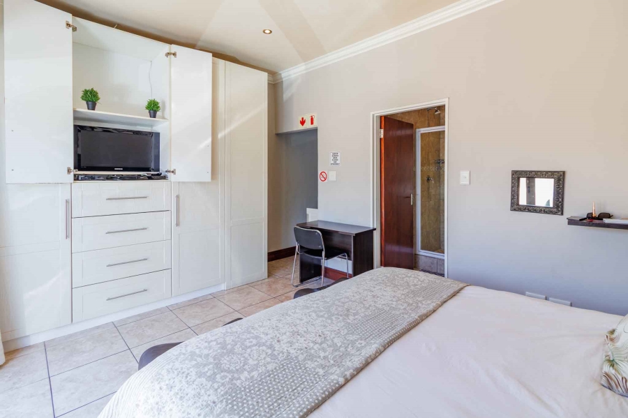 To Let 0 Bedroom Property for Rent in Table View Western Cape